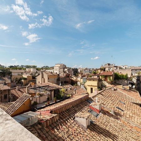 Apartment With Terrace In Via Del Pellegrino - Fromhometorome Exterior photo